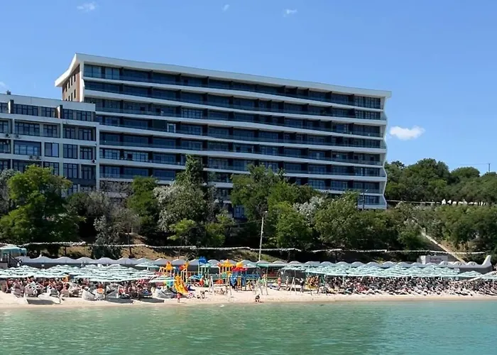 в жк калипсо - первая линия - берег моря - золотой берег - Calypso Apartmán